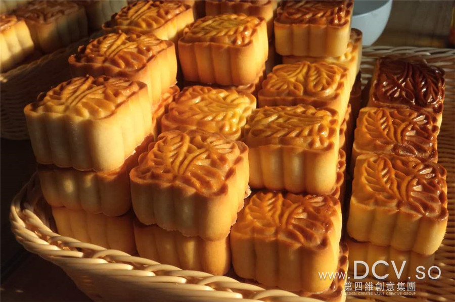 中秋节DCV第四维团队为家人亲自定制纯手工月饼